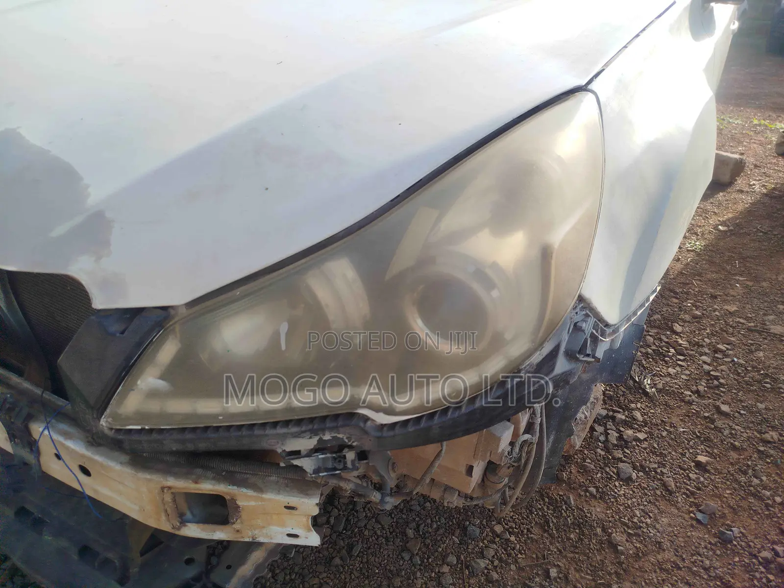 Subaru Legacy 2009 White