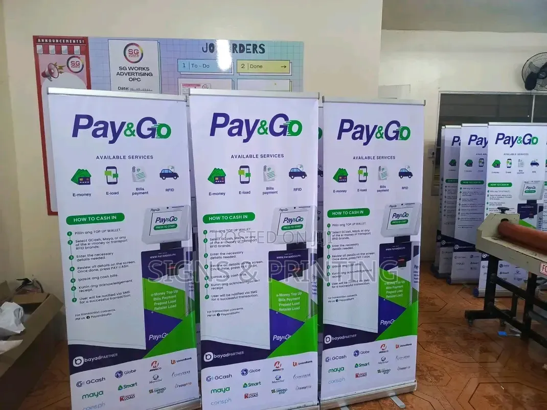 Banner Roll-Up Banners (Narrow Base)