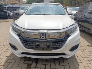 Honda Vezel 2019 White