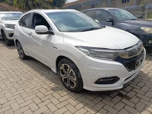 Honda Vezel 2019 White