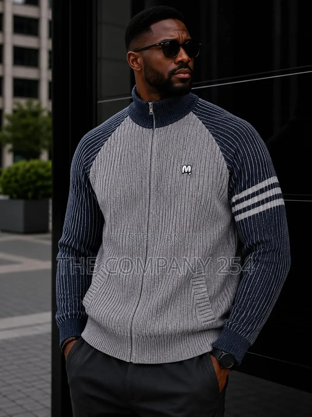 Quality Casual Designer Warm Zipper Sweater Available