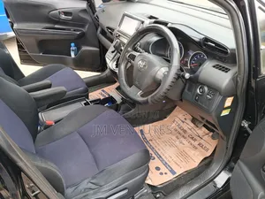 Toyota Wish 2018 Black