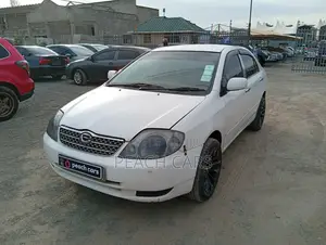 Toyota Corolla 2001 White