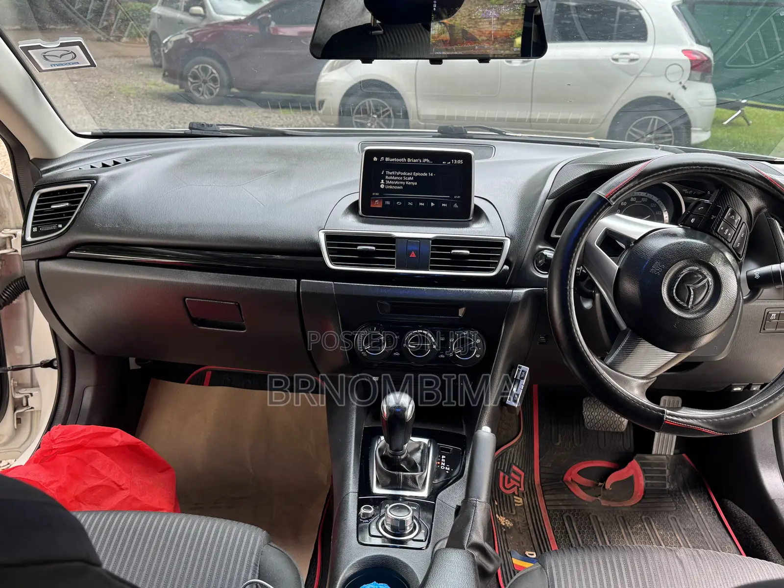 Mazda Axela SV Premium 2014 White