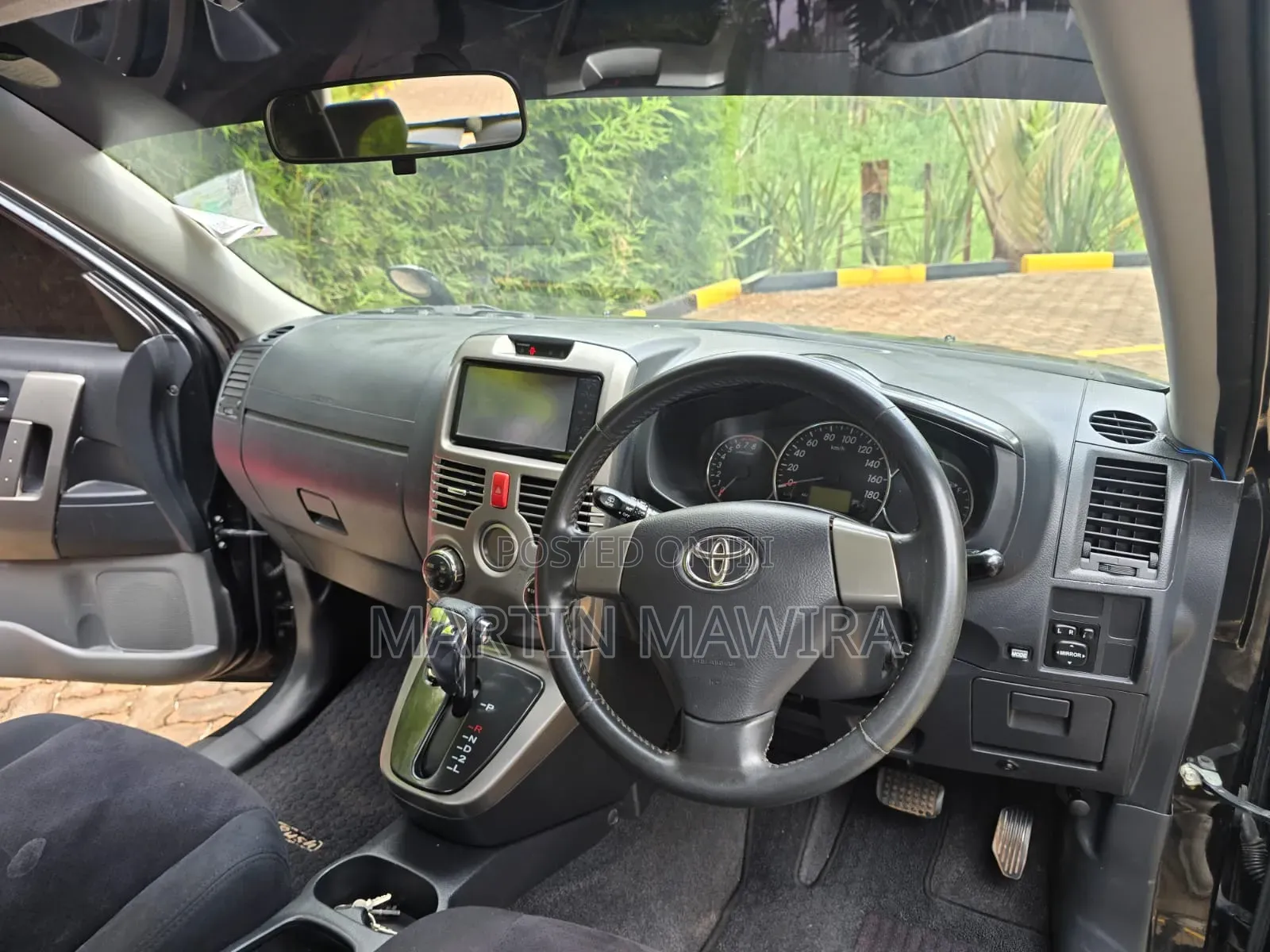 Toyota Rush 2013 Black