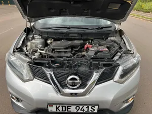 Nissan X-Trail 2014 Silver