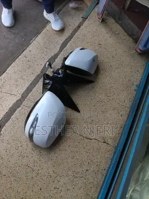 Lexus 570 Side Mirrors