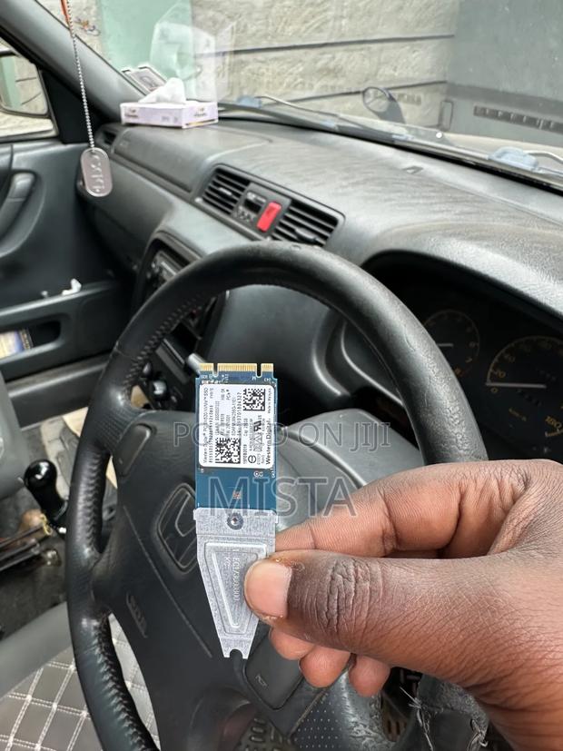 Western Digital (Wd) Pc Sn520 Nvme SSD - thumbnail 3