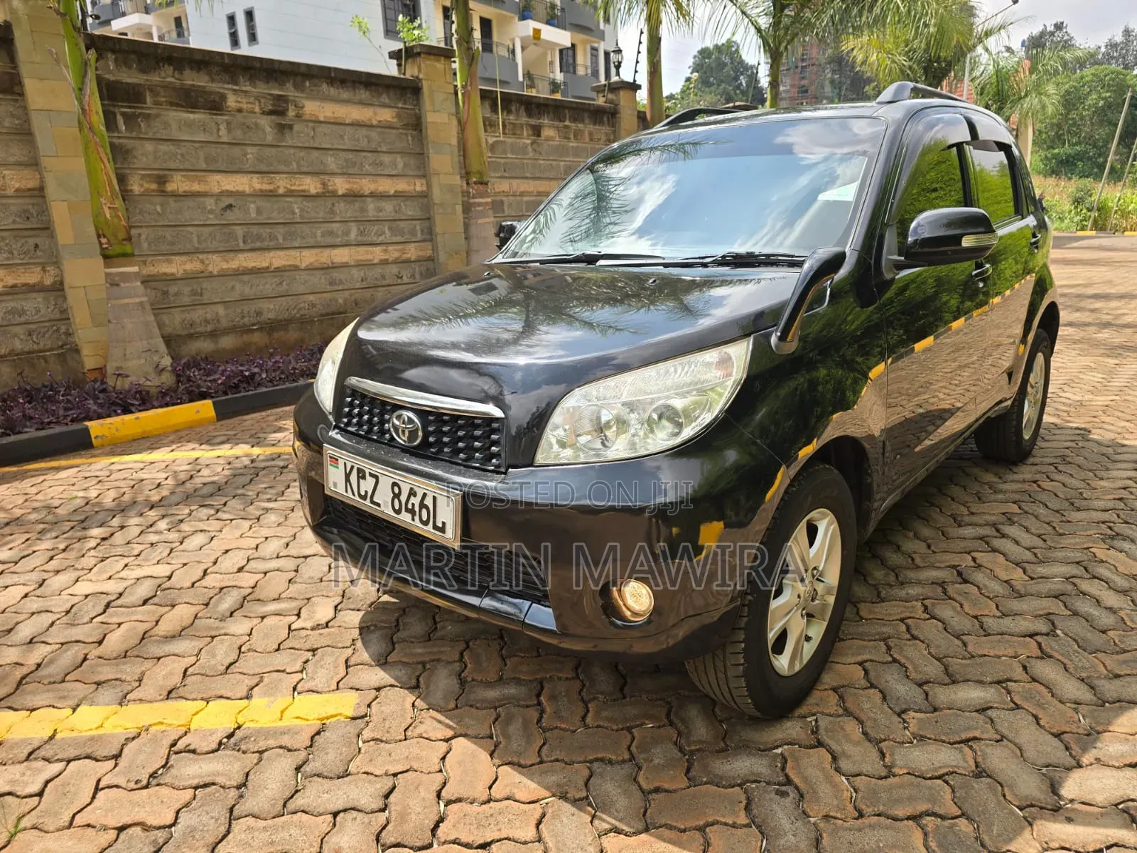 Toyota Rush 2013 Black