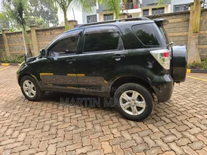 Toyota Rush 2013 Black