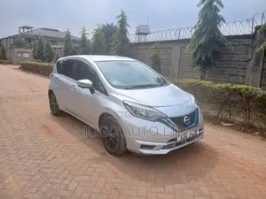 Nissan Note 2017 Silver