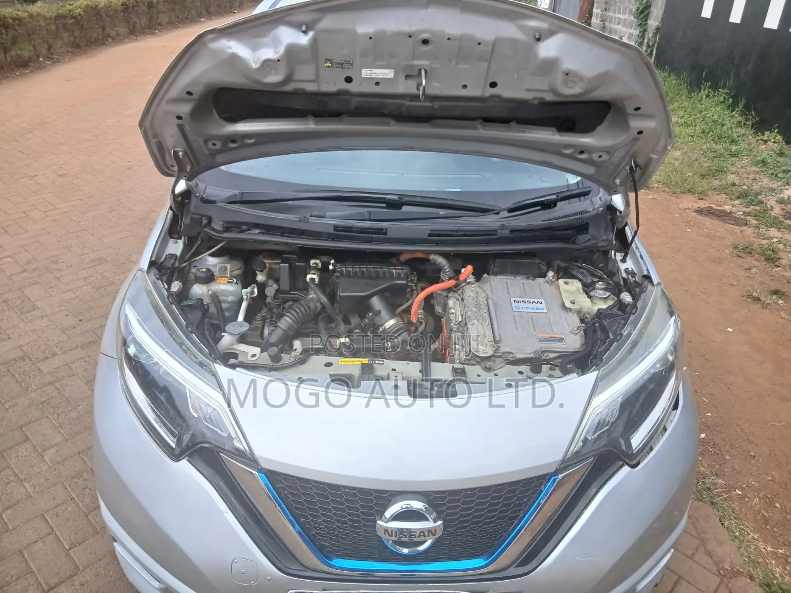 Nissan Note 2017 Silver
