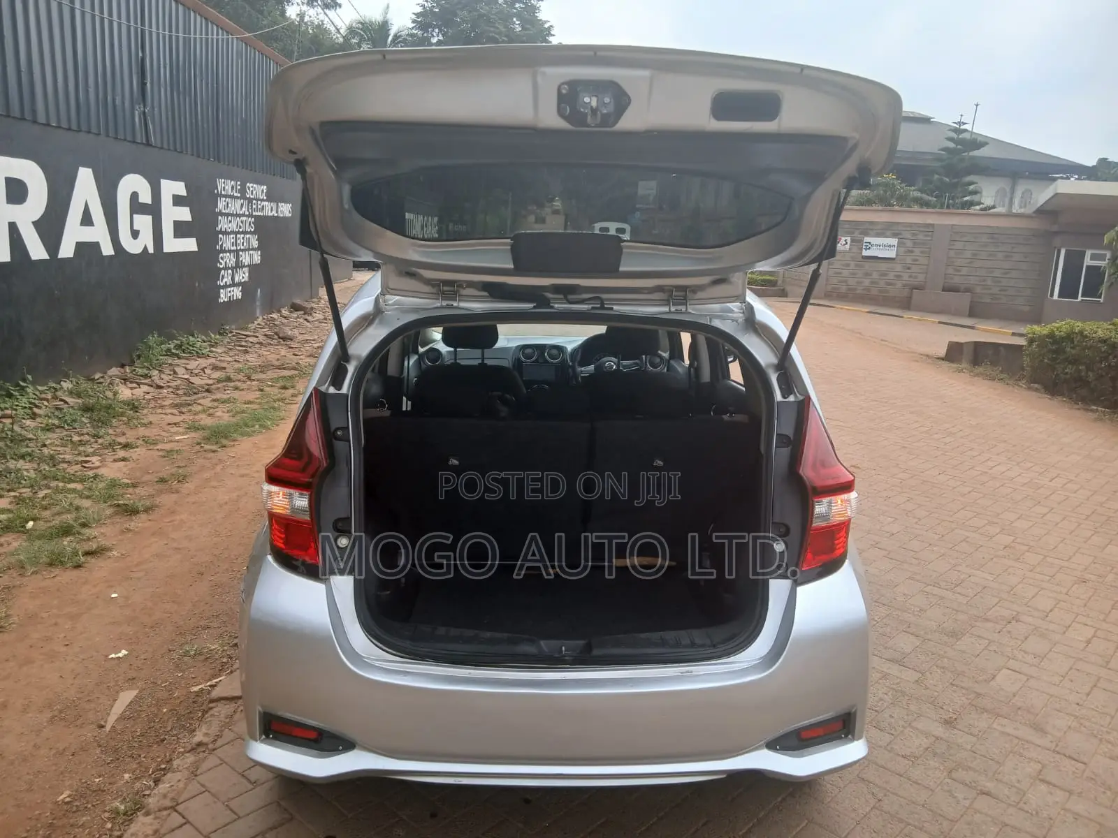 Nissan Note 2017 Silver