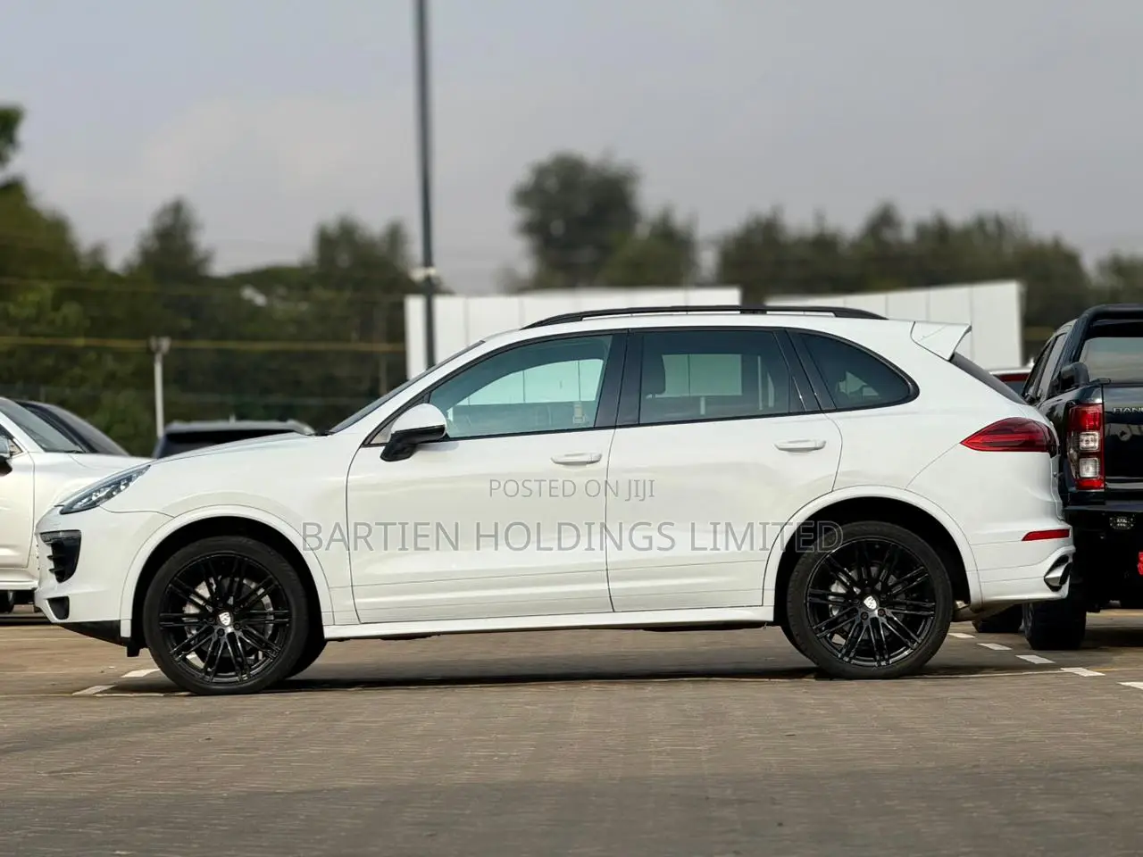 Porsche Cayenne Diesel AWD 2016 White