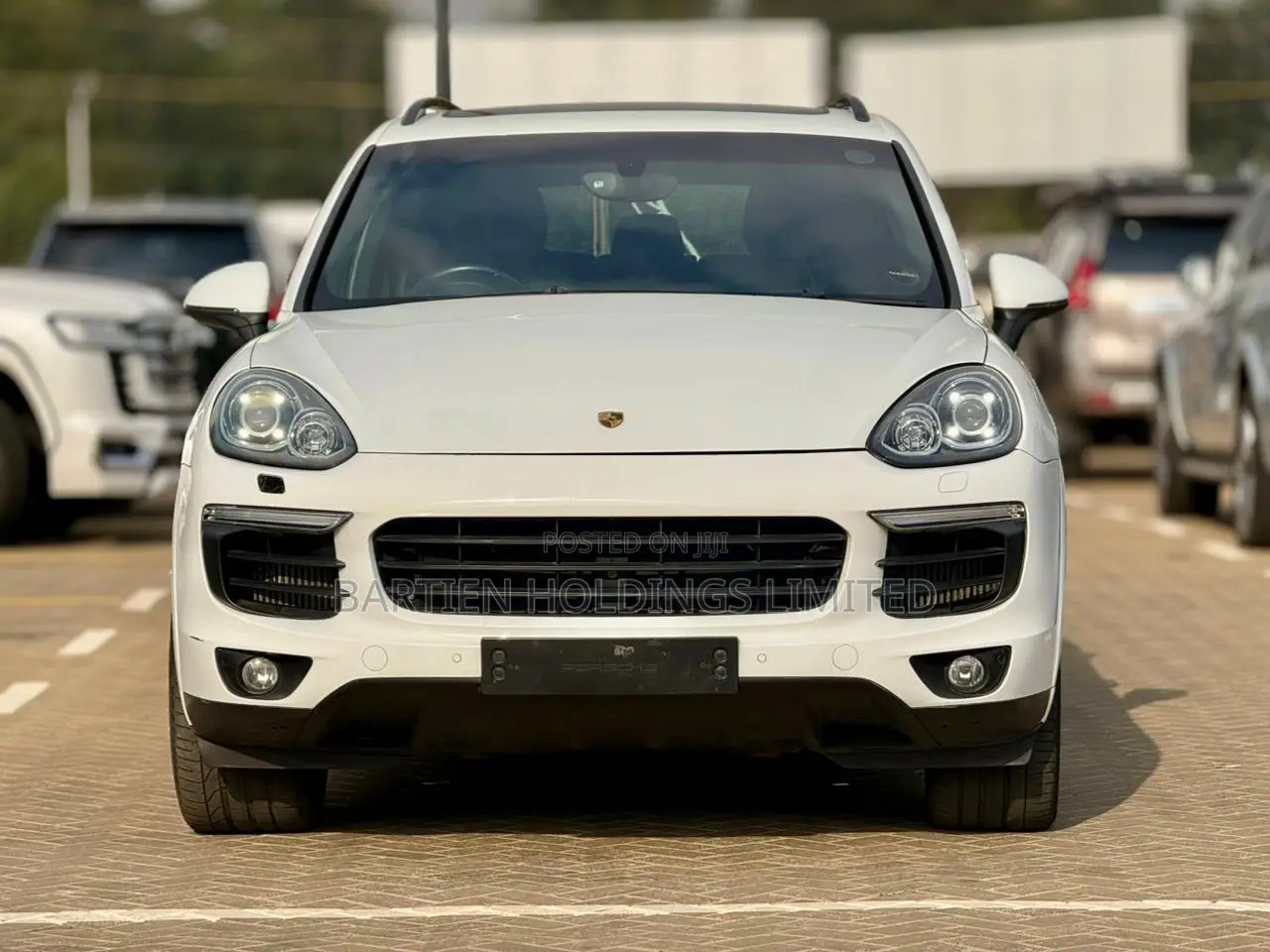 Porsche Cayenne Diesel AWD 2016 White