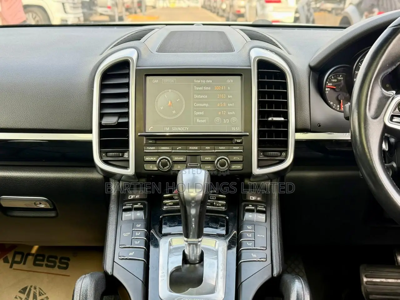 Porsche Cayenne Diesel AWD 2016 White