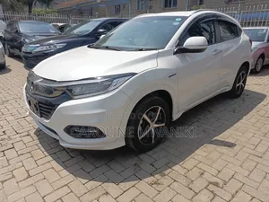 Honda Vezel 2019 White