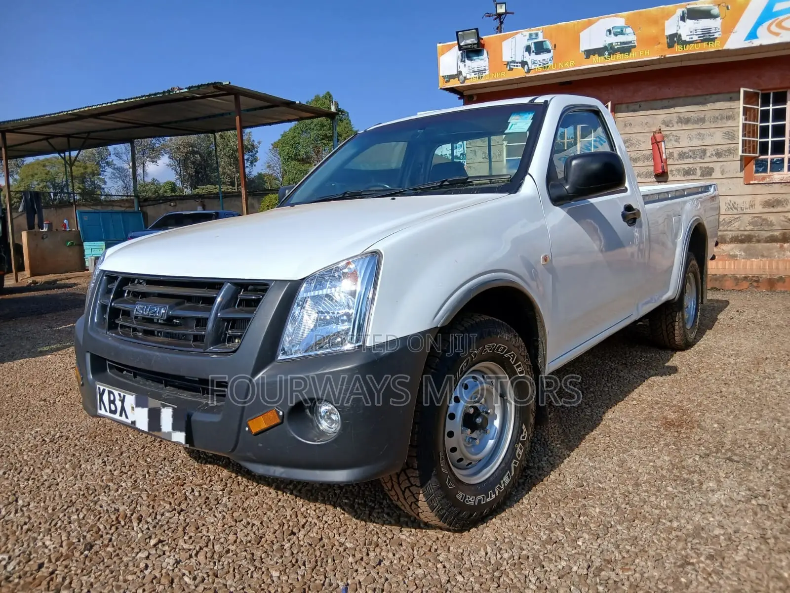 Isuzu D-MAX 2012 White