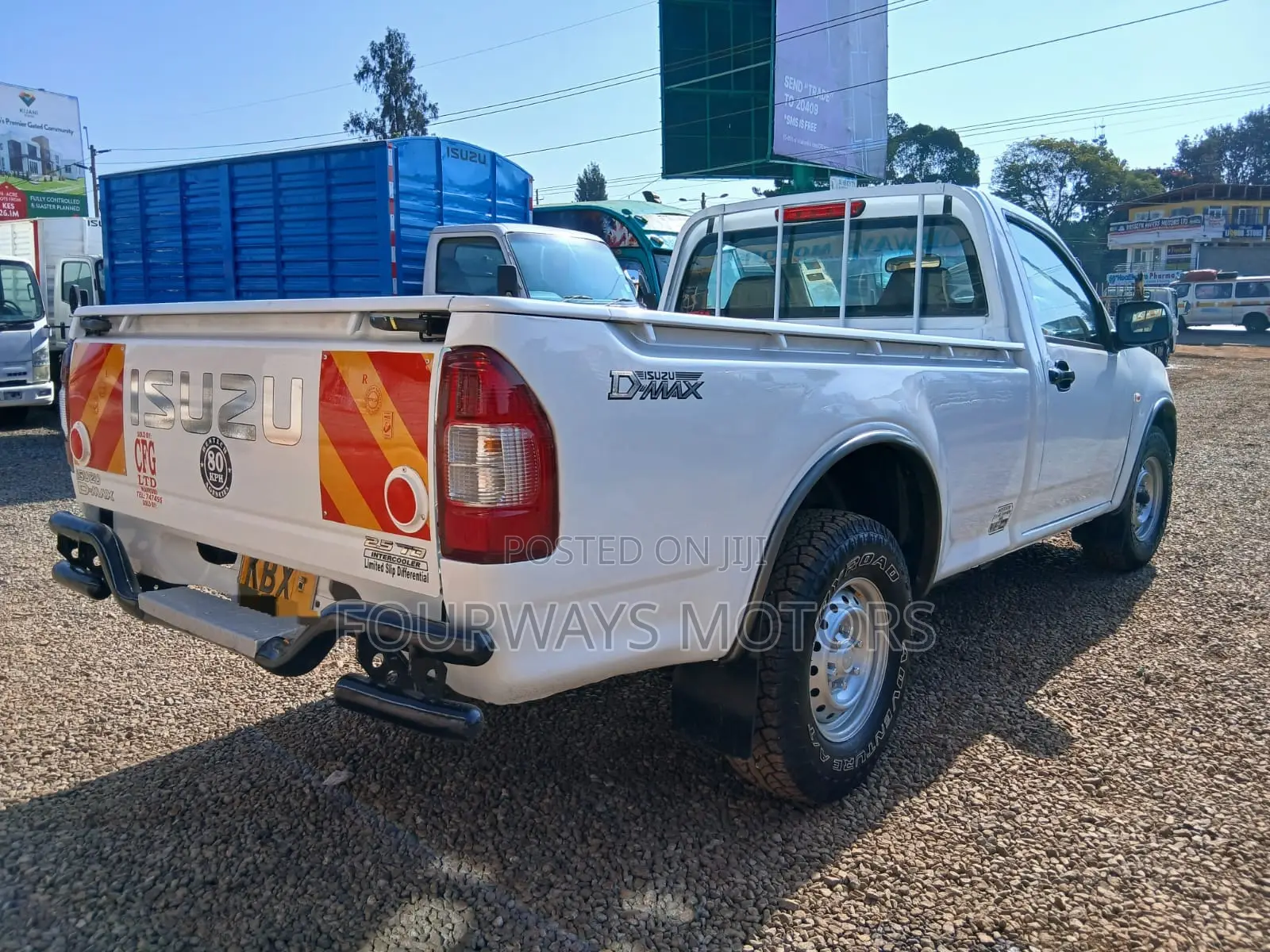 Isuzu D-MAX 2012 White