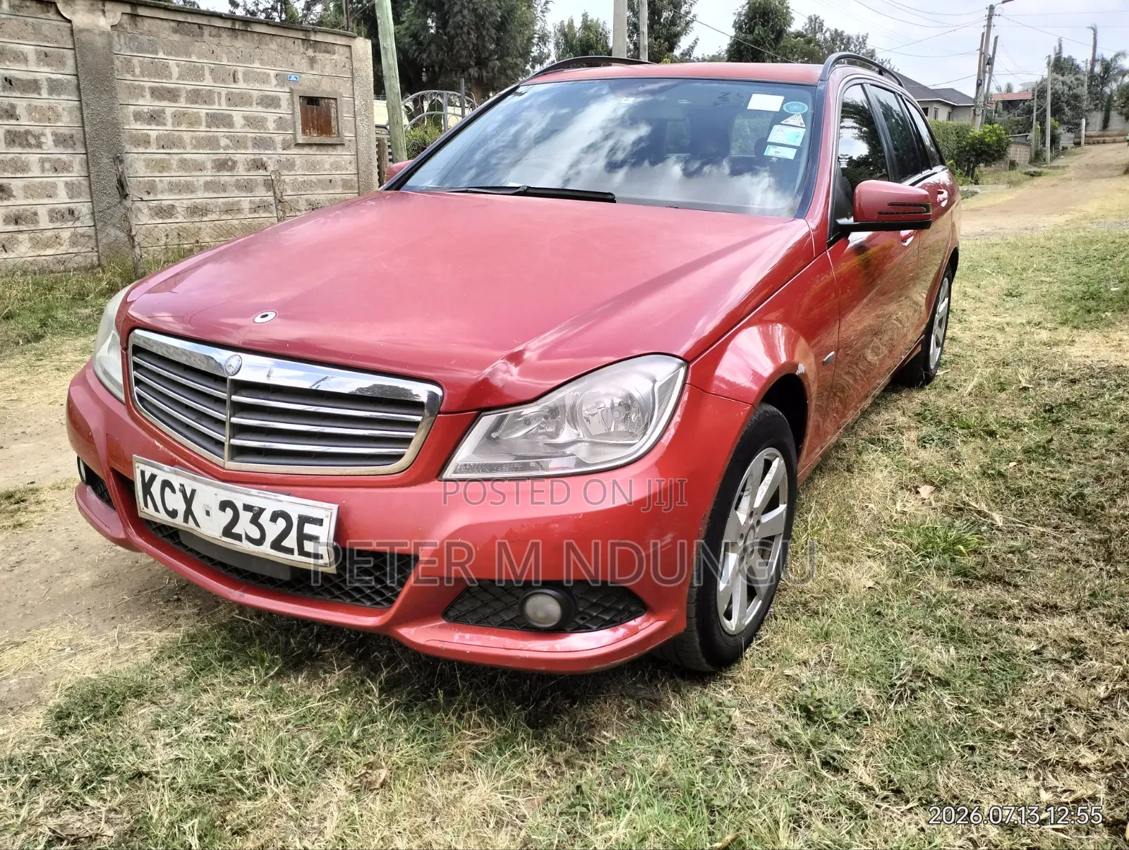 Mercedes-Benz C180 2012 Red