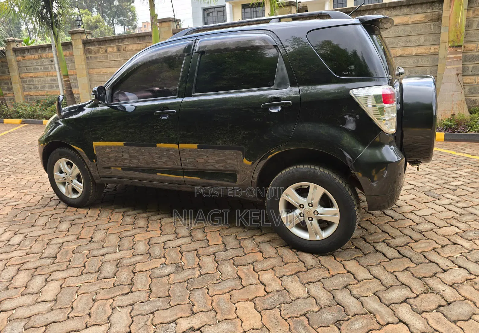 Toyota Rush 2012 Black