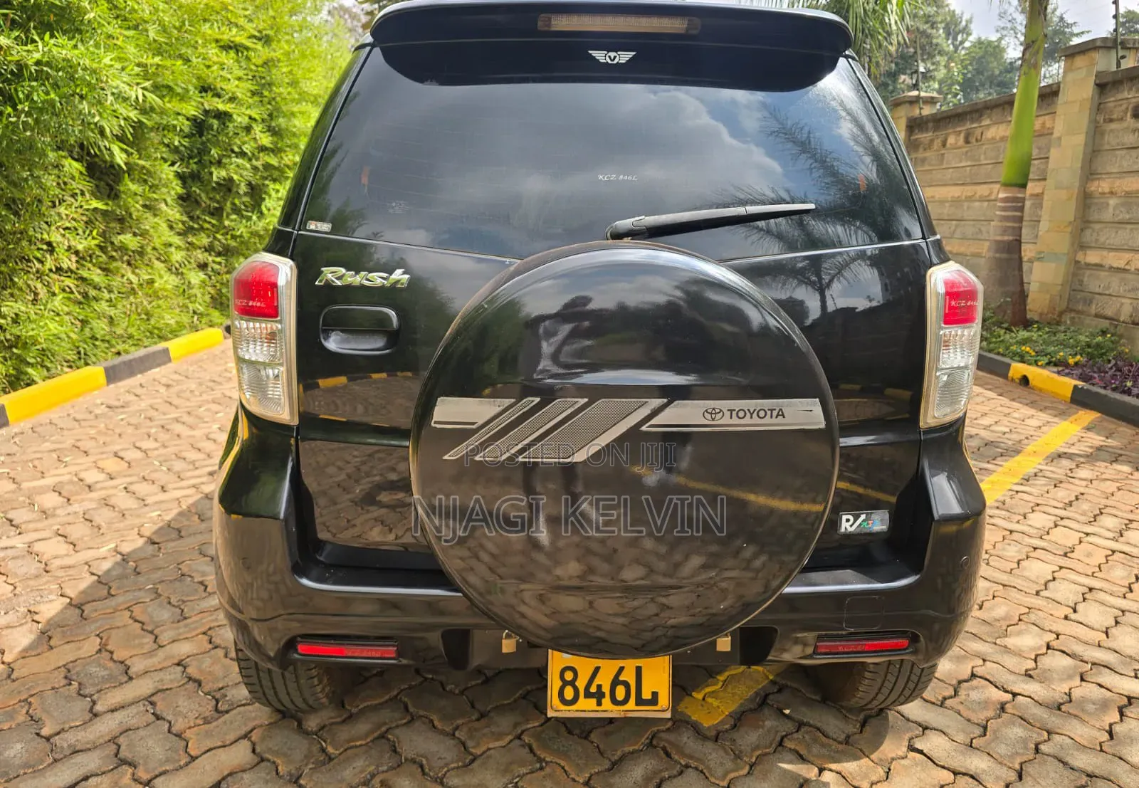 Toyota Rush 2012 Black
