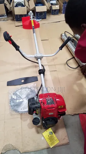 Maxmech Gasoline Brush Cutter + Brush Cutter Shaft