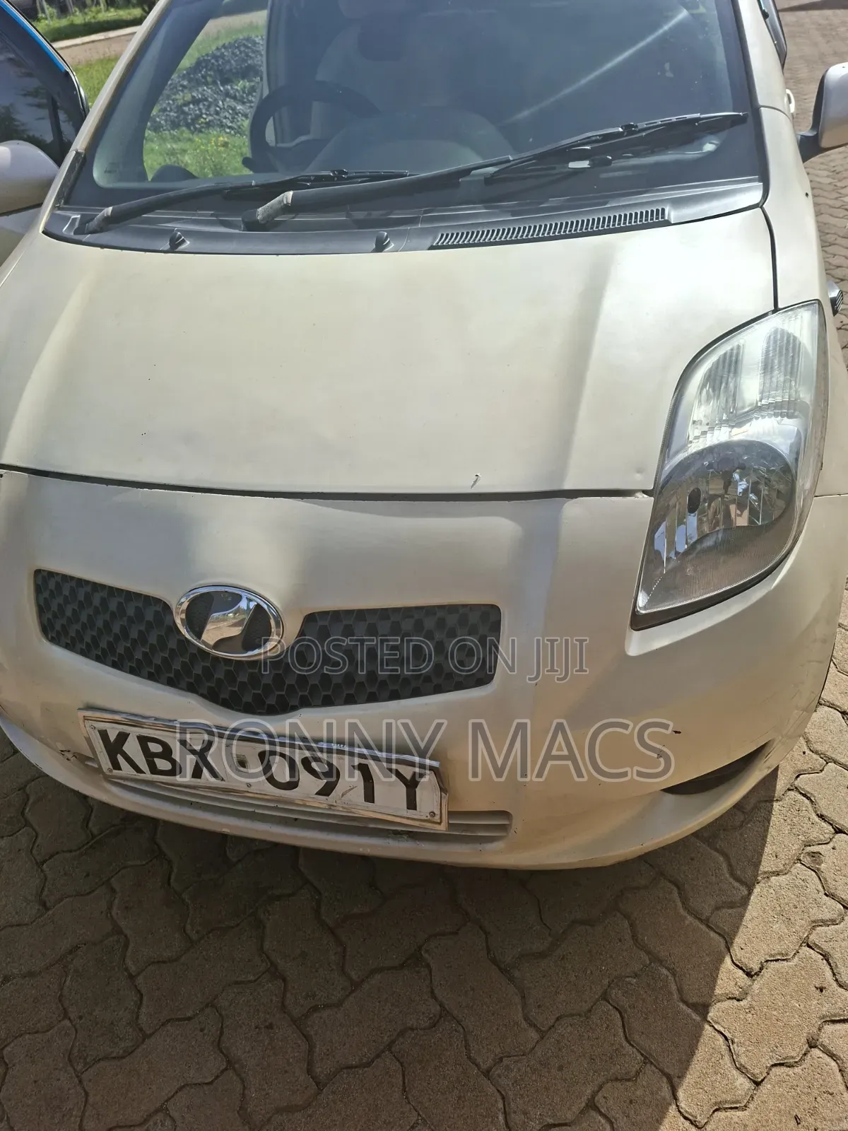Toyota Vitz 2007 Beige