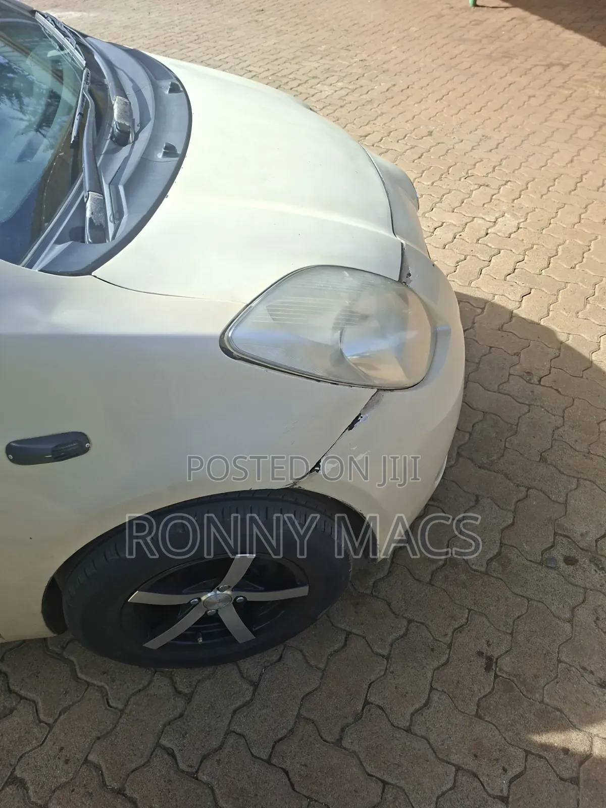 Toyota Vitz 2007 Beige