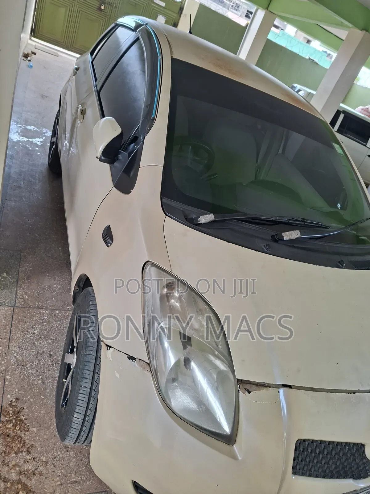 Toyota Vitz 2007 Beige