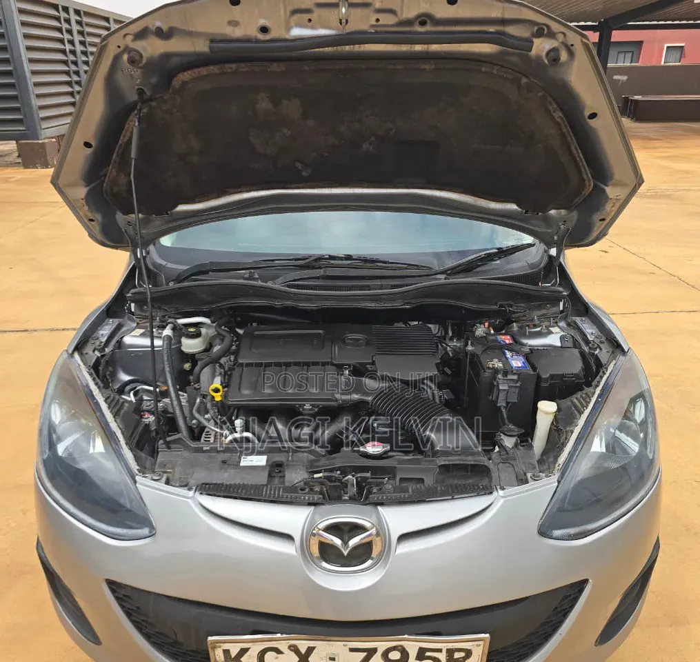Mazda Demio 2012 Gray