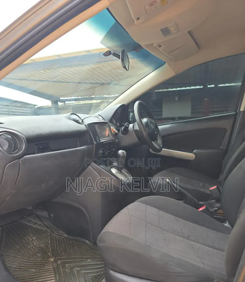 Mazda Demio 2012 Gray