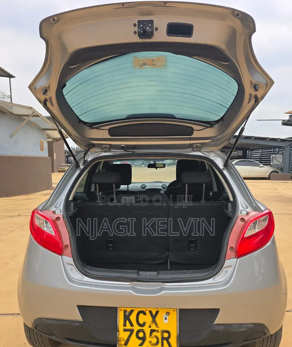Mazda Demio 2012 Gray