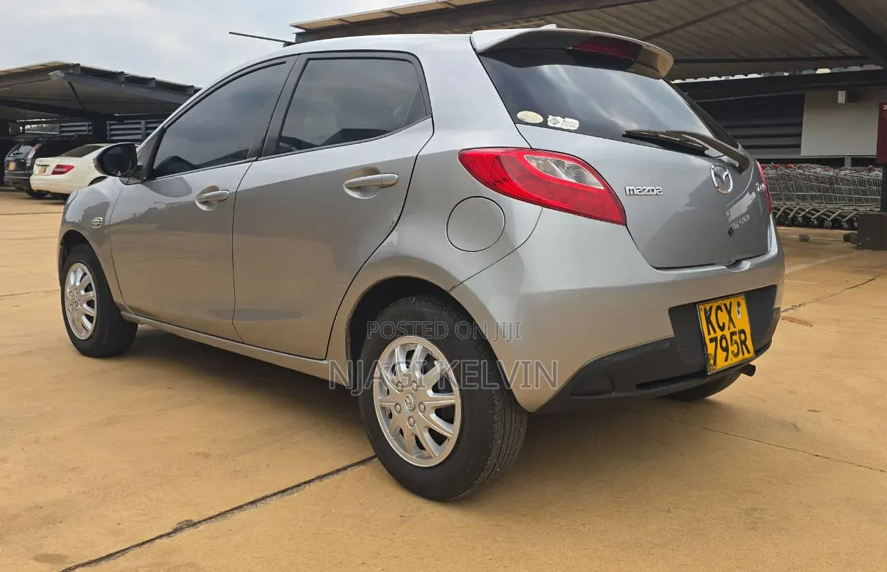 Mazda Demio 2012 Gray