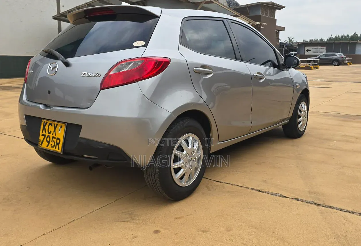Mazda Demio 2012 Gray