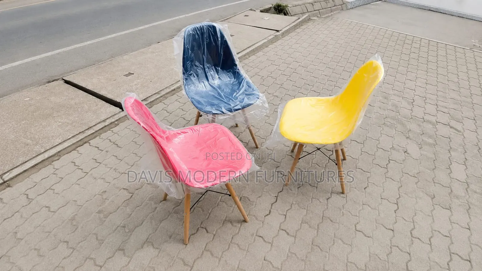 Set of Three Dinning Chair