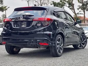 Honda Vezel 2018 Black