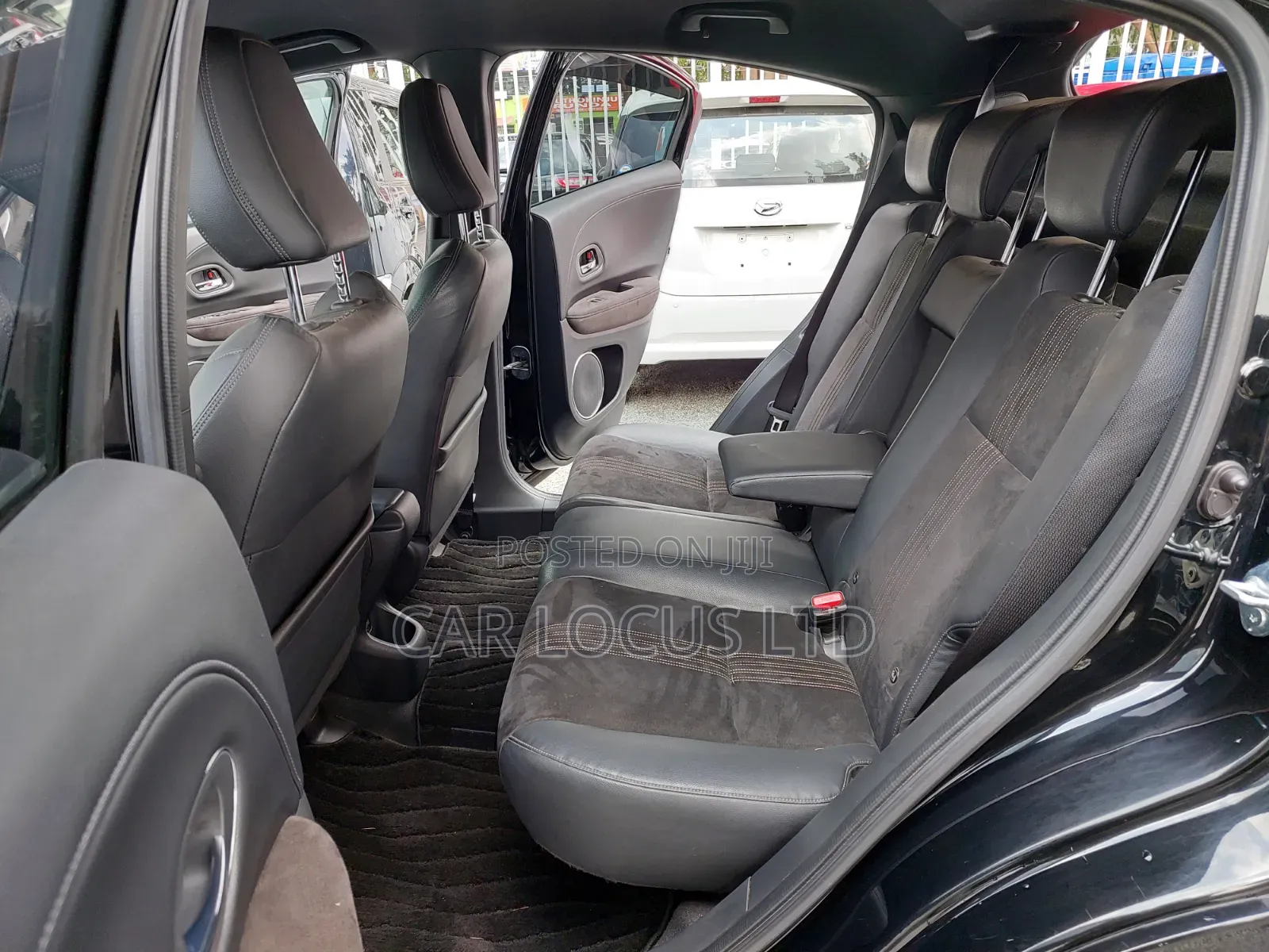 Honda Vezel 2018 Black