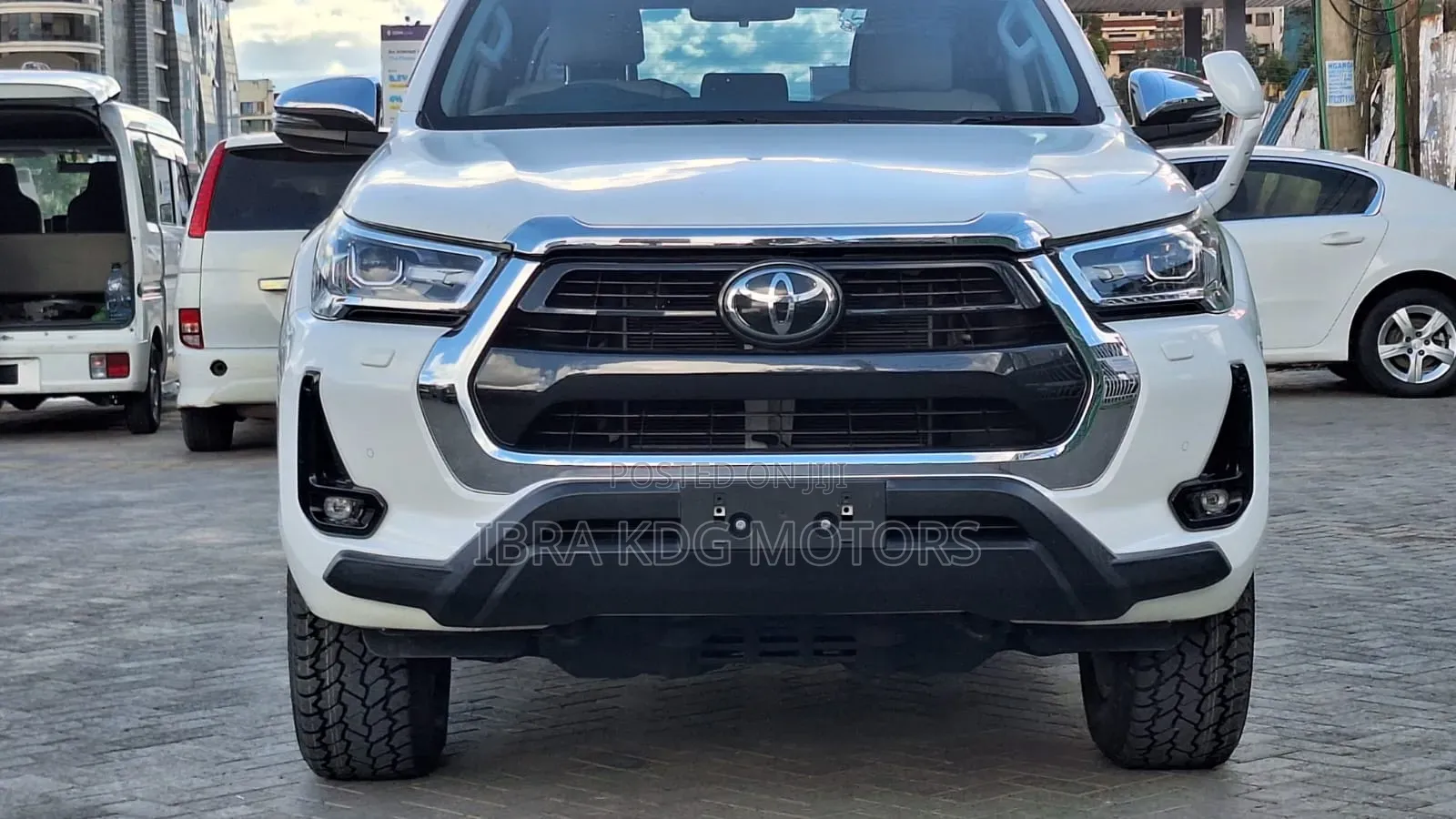 Toyota Hilux 2020 White