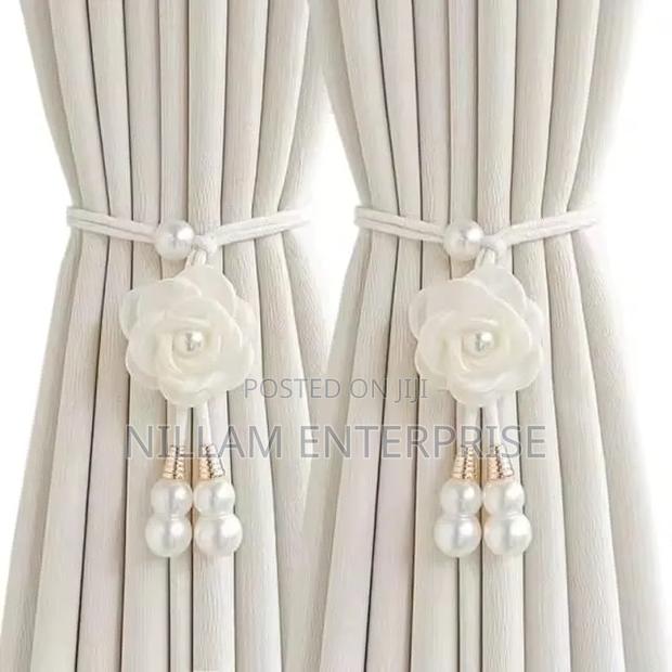 Creative Camelia Flower Decorative Curtain Tieback - main view