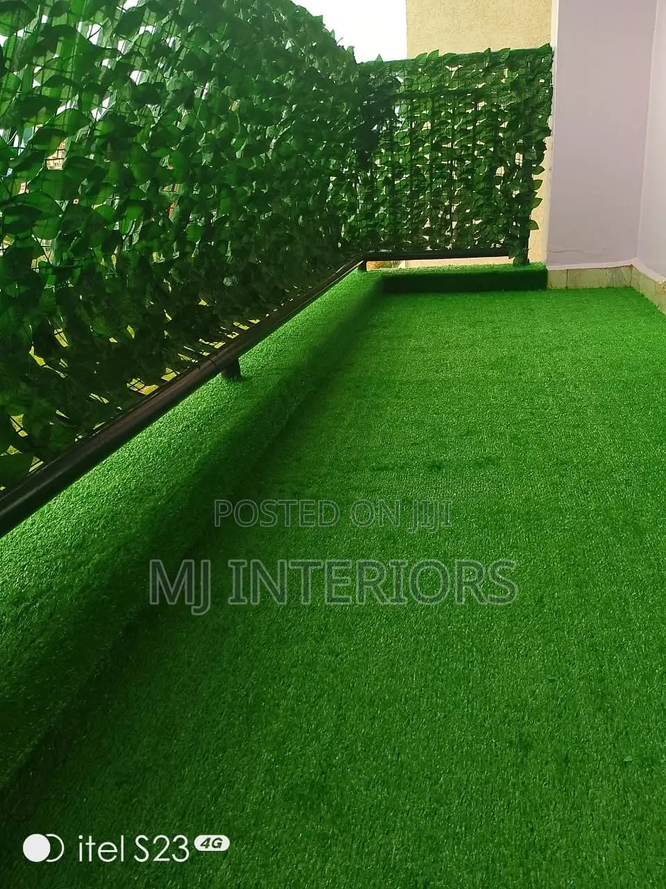 Synthetic Grass Flooring for Luxury Home Gardens