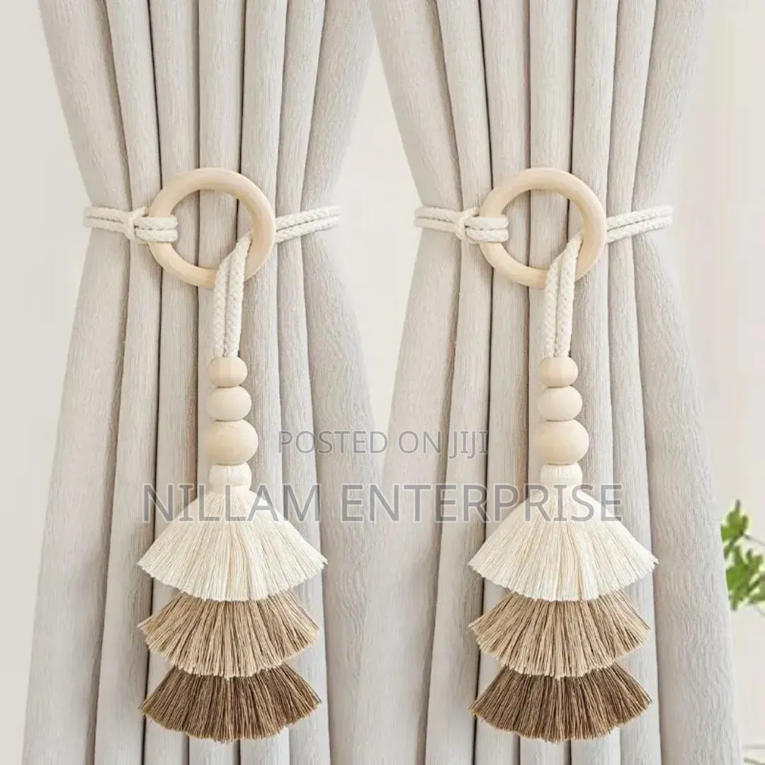 Decorative Ring Curtain Tieback Wit Layered Fan-Shaped Tassels