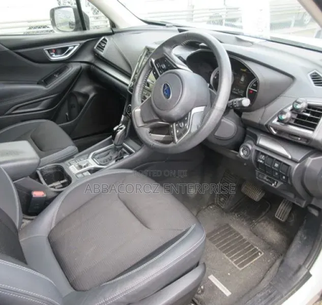 Subaru Forester 2019 White