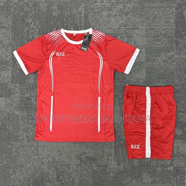 Football Uniform - thumbnail 5