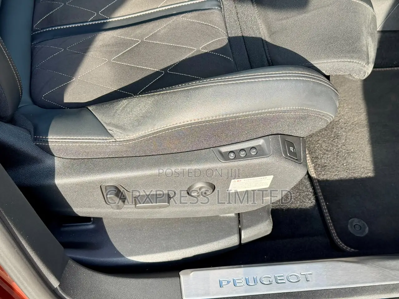 Peugeot 3008 2019 Brown