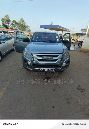 Isuzu D-MAX 2018 Silver