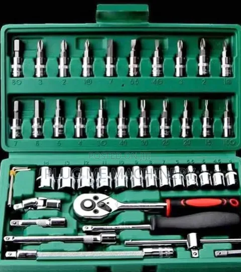 Heavy Duty 46 Pieces of Socket Wrench Tools / Brand New Socket Set