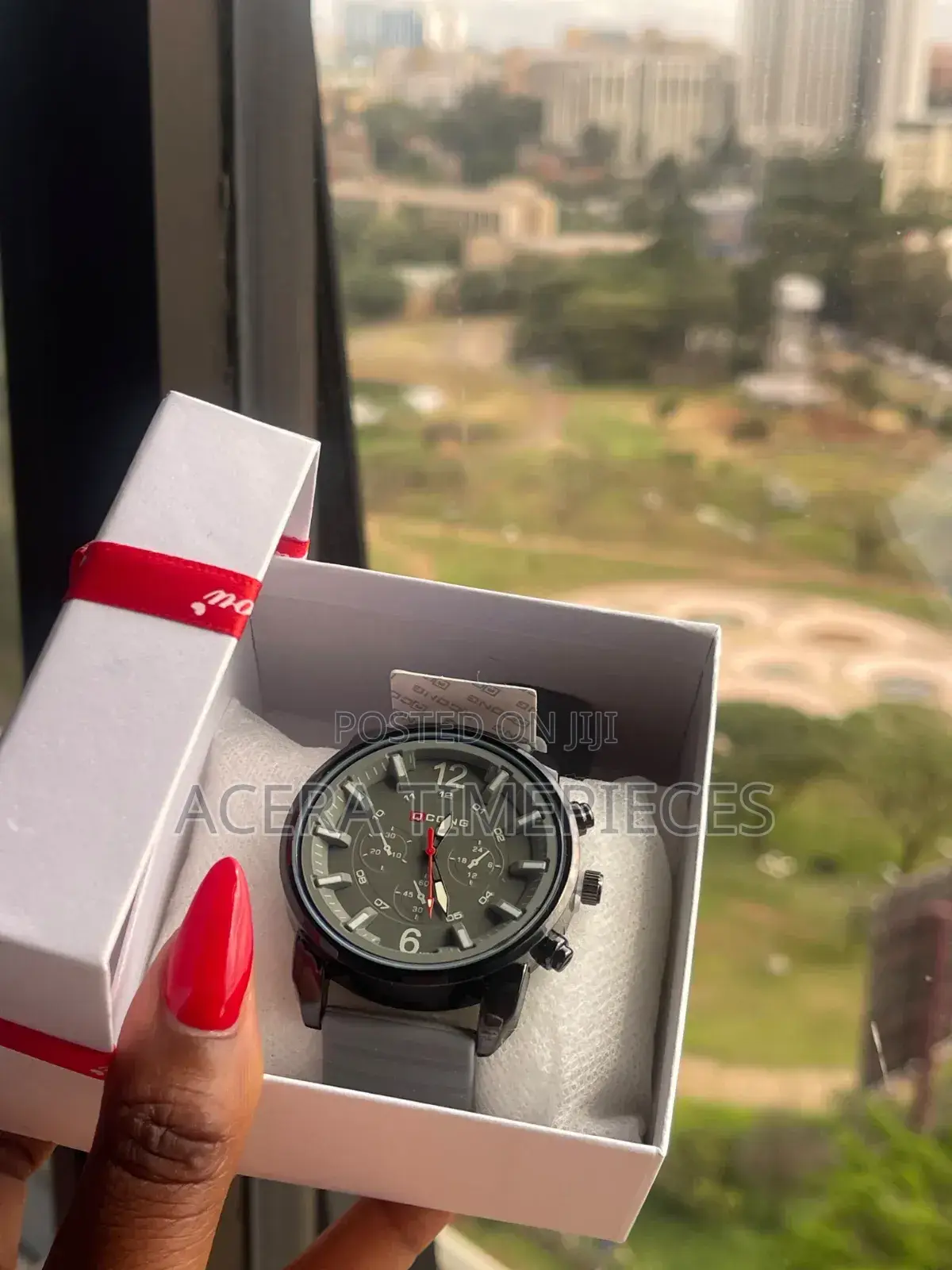 Premium Men's Watch With Gift Box – Stylish, Elegant Affordable
