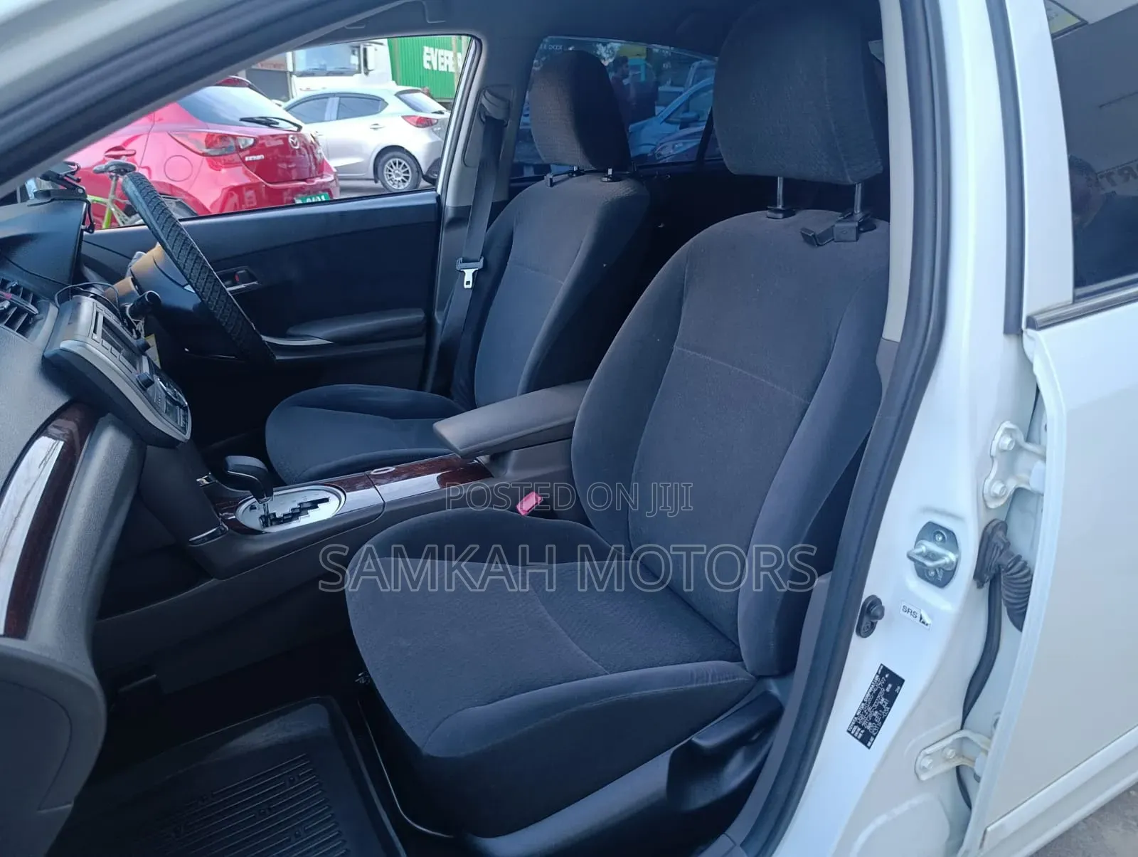 Toyota Premio 2015 White