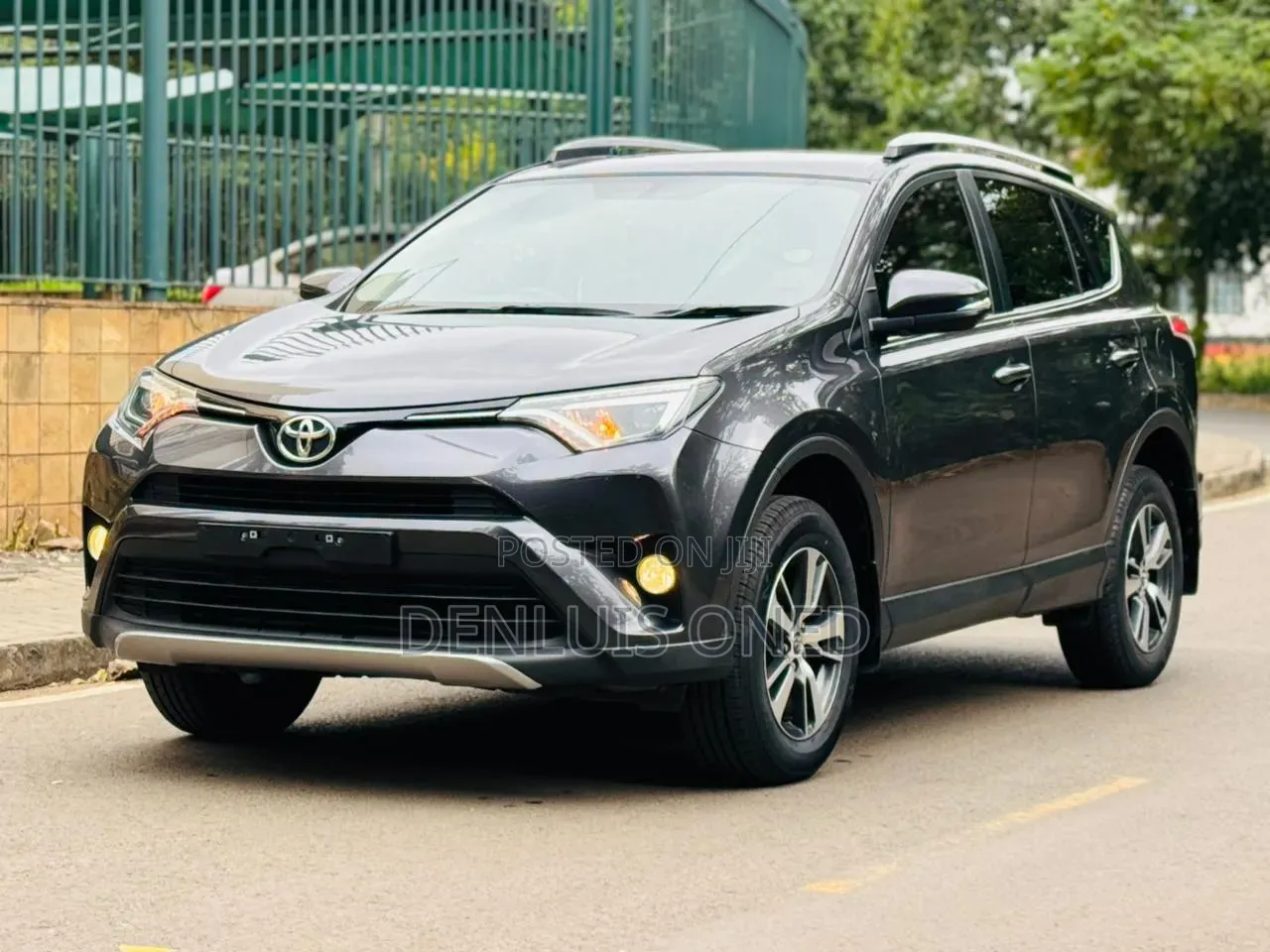 Toyota RAV4 2019 Gray